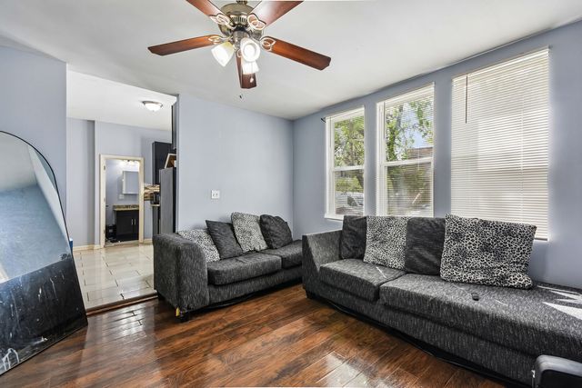 8756 S Exchange Avenue, Chicago, IL 60617
