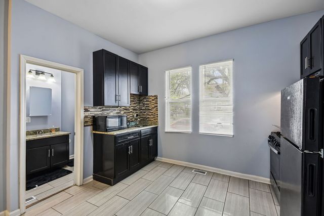 8756 S Exchange Avenue, Chicago, IL 60617