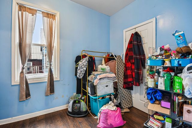 8756 S Exchange Avenue, Chicago, IL 60617