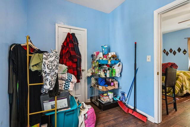 8756 S Exchange Avenue, Chicago, IL 60617