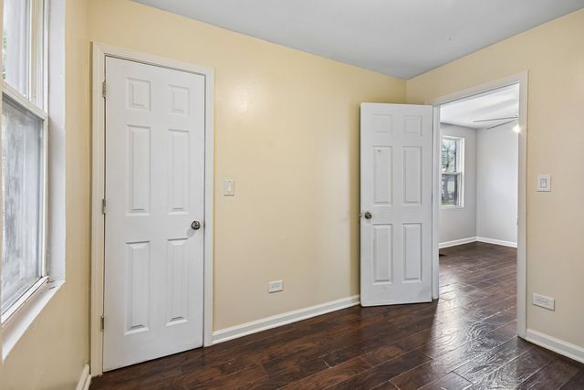 8756 S Exchange Avenue, Chicago, IL 60617