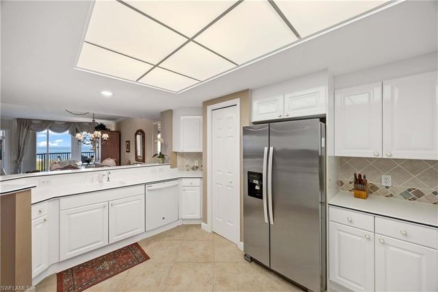 7117 Pelican Bay BLVD 1508, Naples, FL 34108