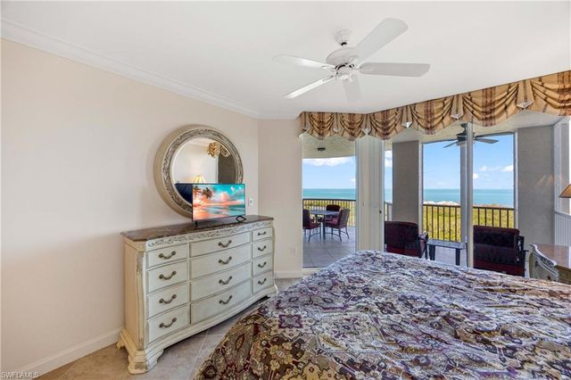 7117 Pelican Bay BLVD 1508, Naples, FL 34108