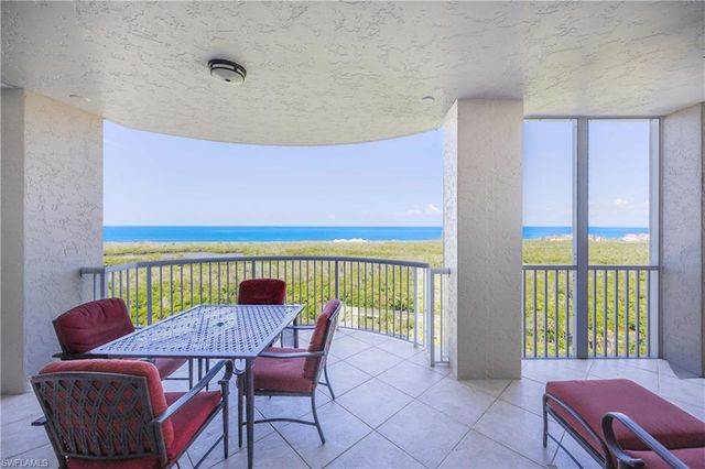 7117 Pelican Bay BLVD 1508, Naples, FL 34108