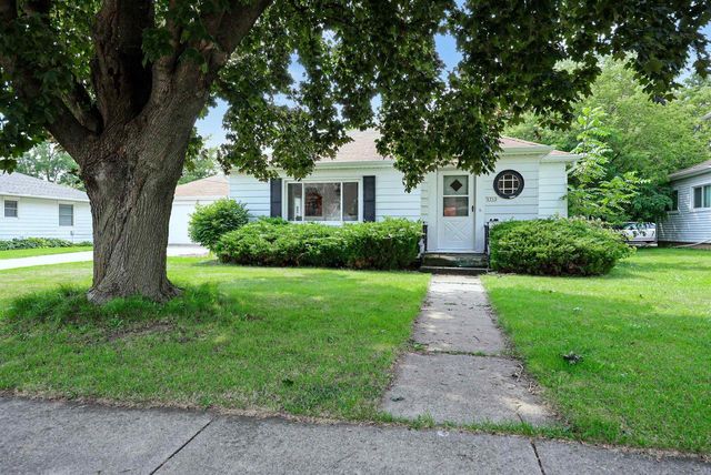 1713 WALNUT STREET, Oshkosh, WI 54901