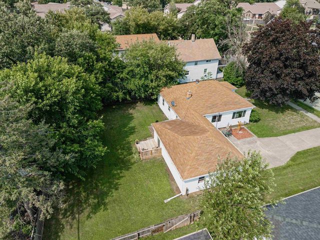 1713 WALNUT STREET, Oshkosh, WI 54901