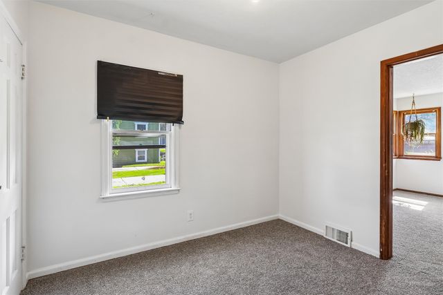 3700 36th Street, Des Moines, IA 50310