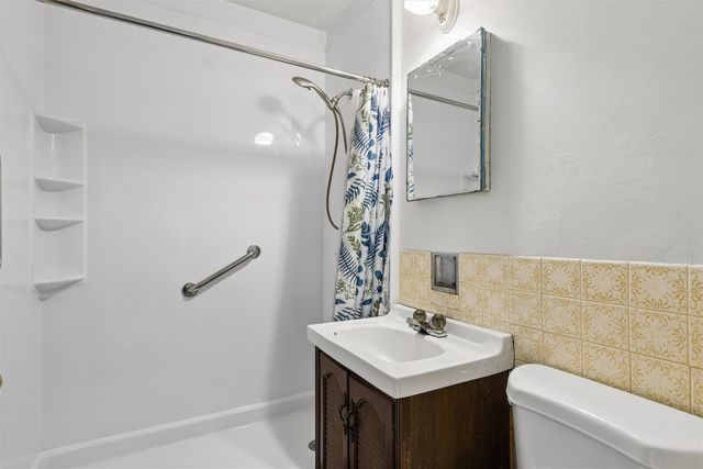 3700 36th Street, Des Moines, IA 50310