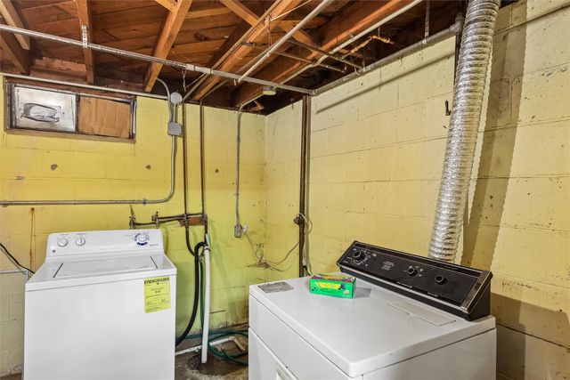 3700 36th Street, Des Moines, IA 50310