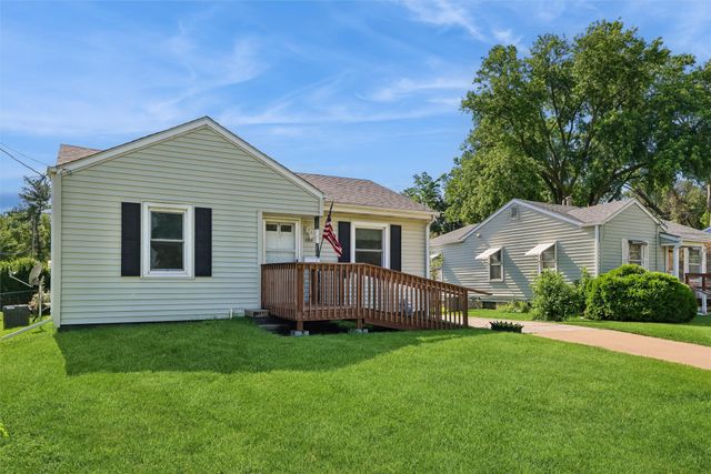 3700 36th Street, Des Moines, IA 50310