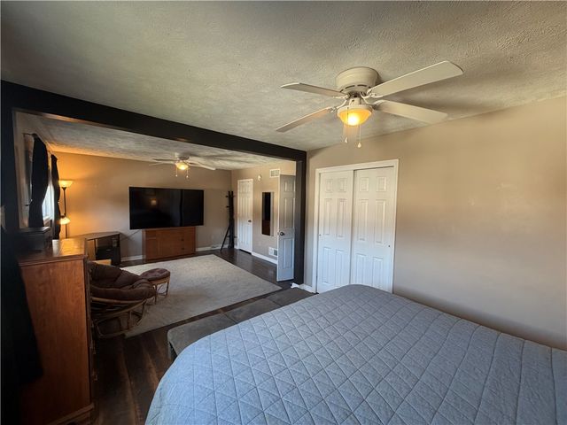 12 Regina Ave, Twp Of But Sw, PA 16045