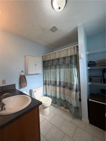 12 Regina Ave, Twp Of But Sw, PA 16045