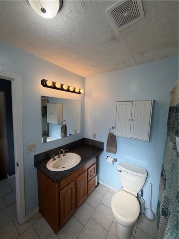 12 Regina Ave, Twp Of But Sw, PA 16045