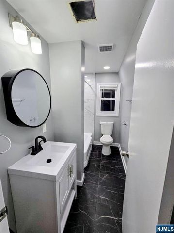 181 Hollywood Avenue, Irvington, NJ 07111