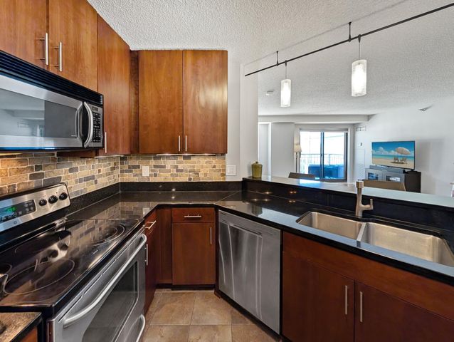 401 S 1st Street 601, Minneapolis, MN 55401