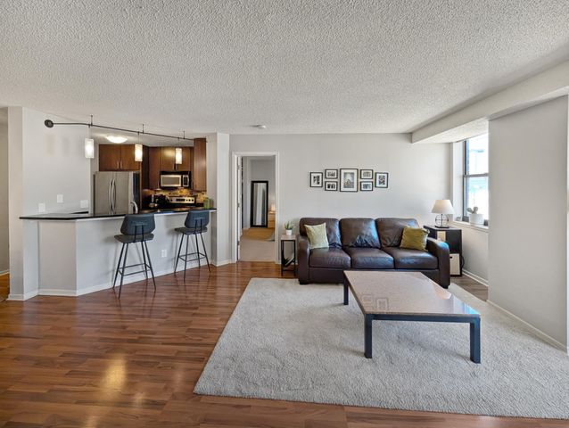 401 S 1st Street 601, Minneapolis, MN 55401