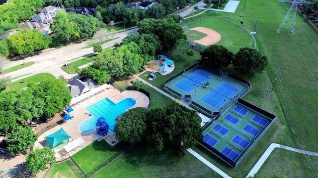 4222 W Meadows Drive, Sugar Land, TX 77479