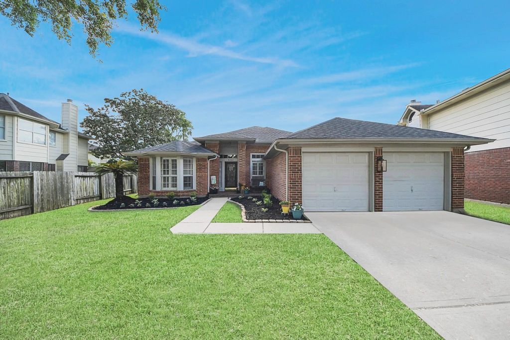 4222 W Meadows Drive, Sugar Land, TX 77479