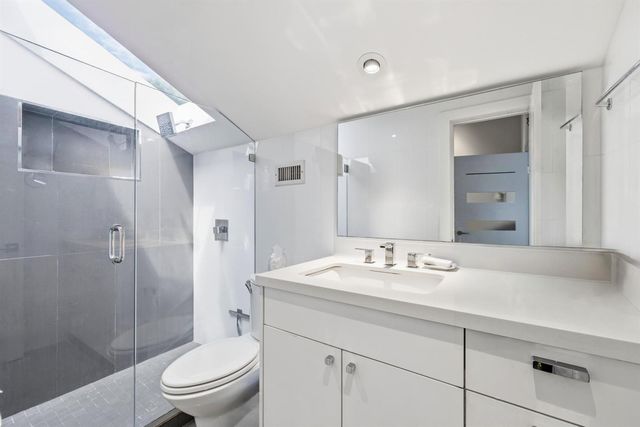 33 Oregon Lane, Boca Raton, FL 33487