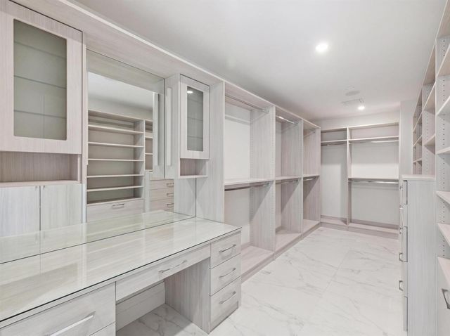 33 Oregon Lane, Boca Raton, FL 33487