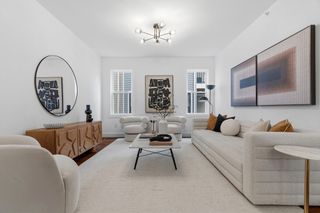 73 Romsey St 2, Boston, MA 02125