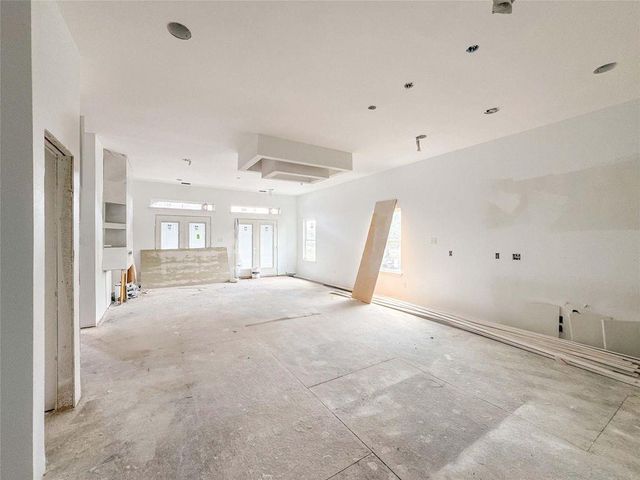 4528 Pinemont Drive, Houston, TX 77018