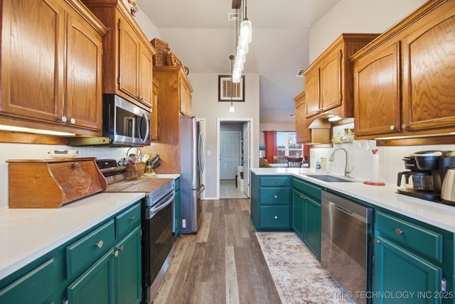 21689 S 4110 Road, Claremore, OK 74019