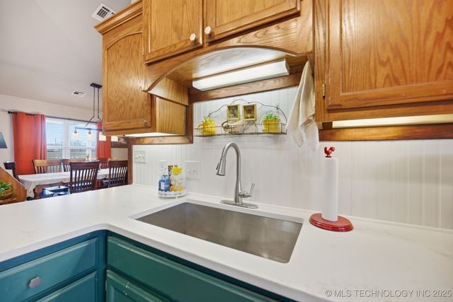 21689 S 4110 Road, Claremore, OK 74019