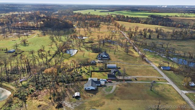 21689 S 4110 Road, Claremore, OK 74019