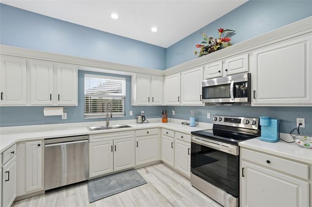 7212 SPUR COURT, Sarasota, FL 34243