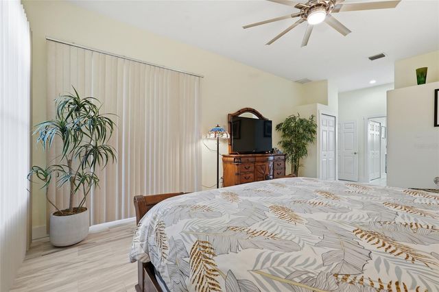 7212 SPUR COURT, Sarasota, FL 34243