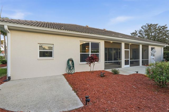 7212 SPUR COURT, Sarasota, FL 34243