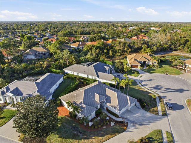 7212 SPUR COURT, Sarasota, FL 34243