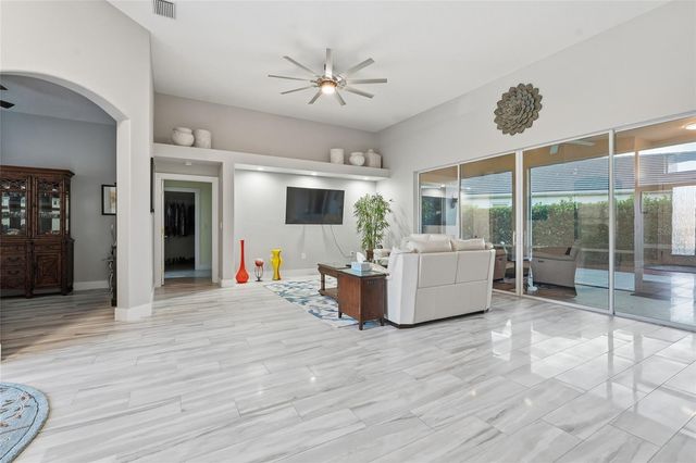 7212 SPUR COURT, Sarasota, FL 34243