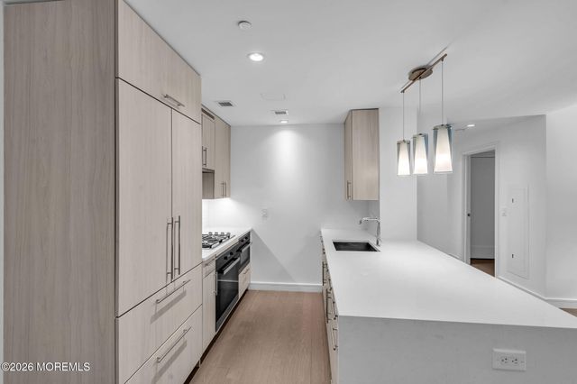 15 Morris Avenue 202, Long Branch, NJ 07740