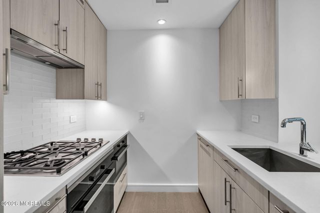 15 Morris Avenue 202, Long Branch, NJ 07740