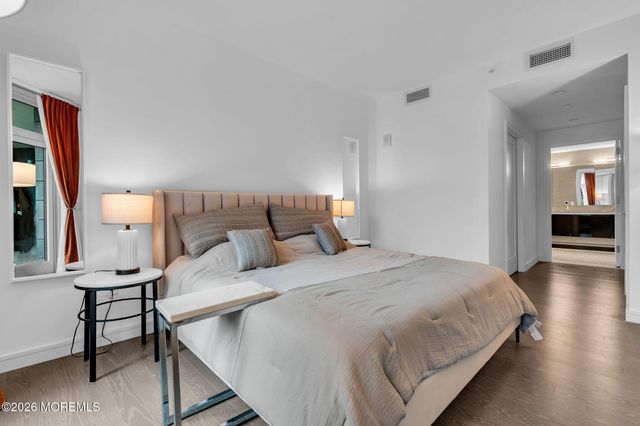 15 Morris Avenue 202, Long Branch, NJ 07740