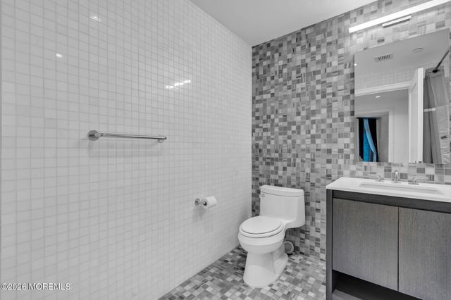 15 Morris Avenue 202, Long Branch, NJ 07740