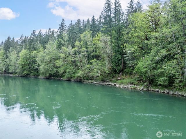 124 Raydel Drive, Mossyrock, WA 98564