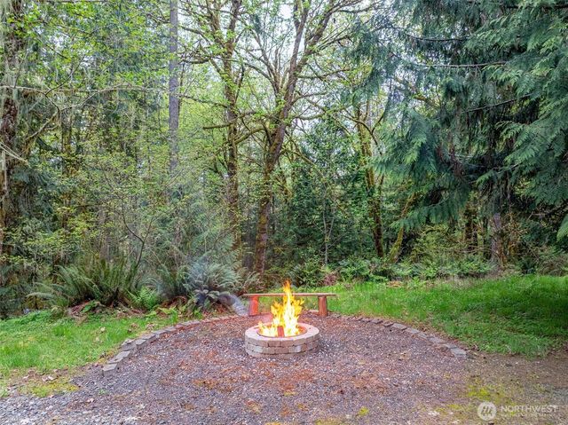 124 Raydel Drive, Mossyrock, WA 98564