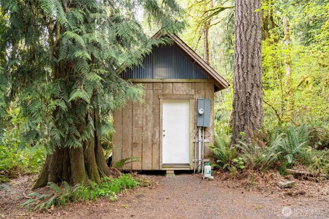 124 Raydel Drive, Mossyrock, WA 98564