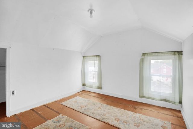 500 W PENN AVE, Robesonia, PA 19551