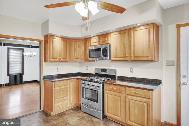 500 W PENN AVE, Robesonia, PA 19551