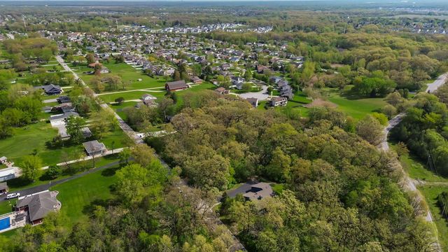9117 Colfax Street, Crown Point, IN 46307