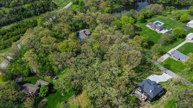 9117 Colfax Street, Crown Point, IN 46307