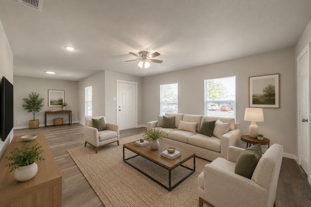 5558 Meadowbrook Drive, Fort Worth, TX 76112