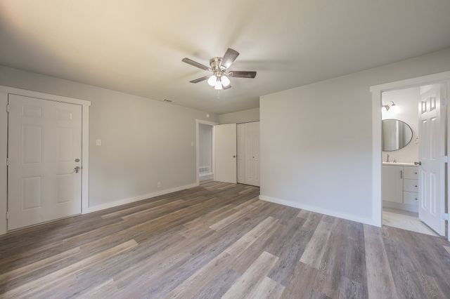 5558 Meadowbrook Drive, Fort Worth, TX 76112