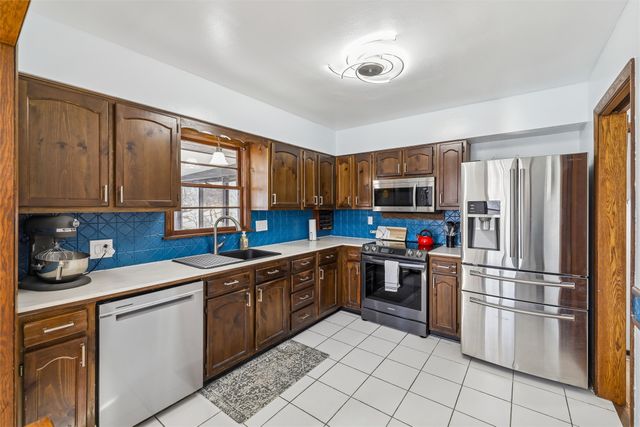 3500 28th Street, Des Moines, IA 50310