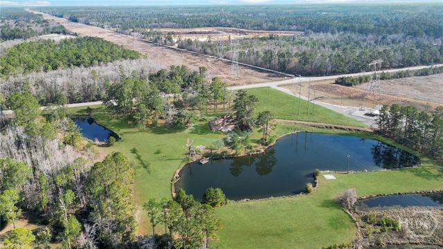 2060 US Highway 80 Highway, Bloomingdale, GA 31302