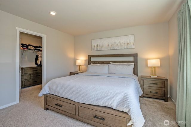 18703 108th Avenue E, Puyallup, WA 98374